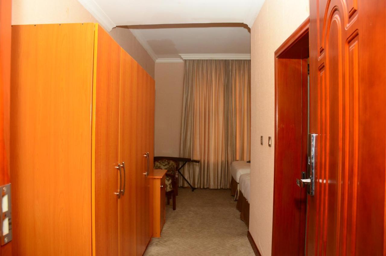 Kim Hotel Кигали Экстерьер фото